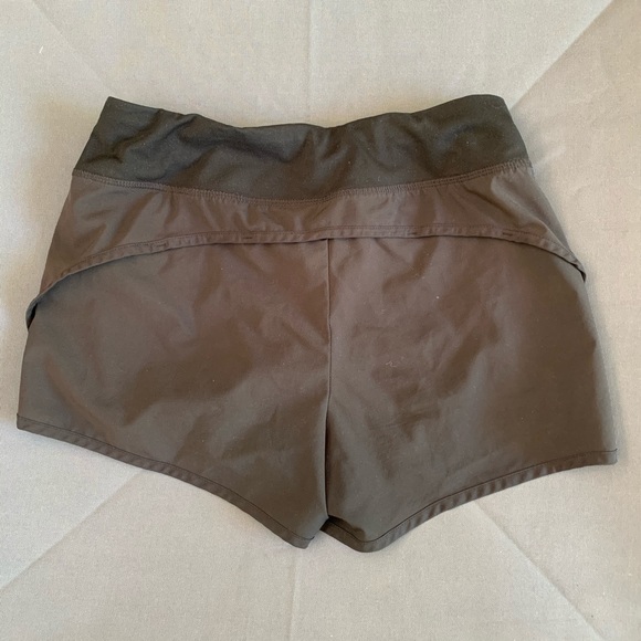 Old Navy Black Running and Workout Shorts - Picture 4 of 6
